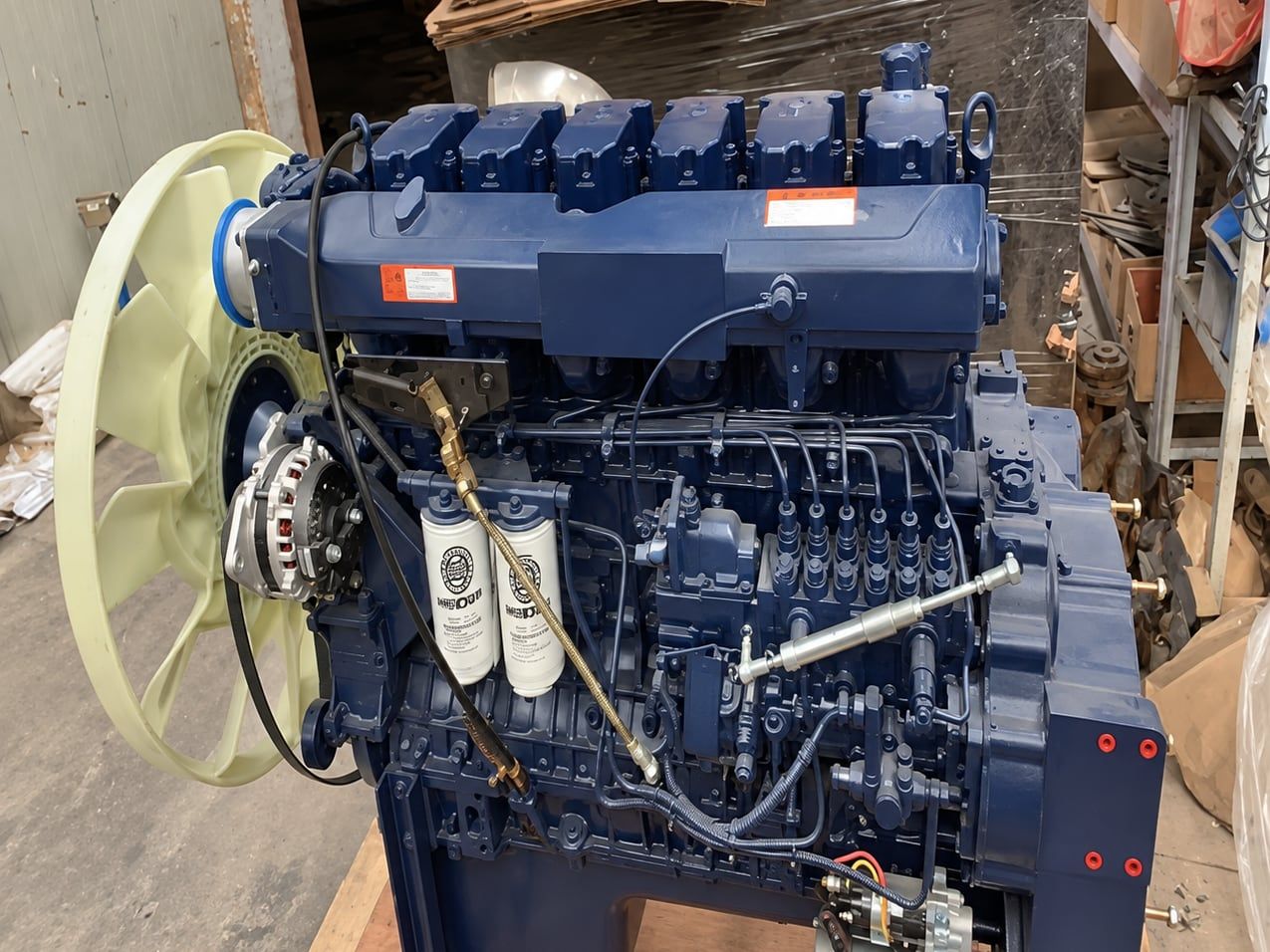 Shacman Delong H3000 6×4 Tractor Truck the engine, photographed on a pallet off the chassis